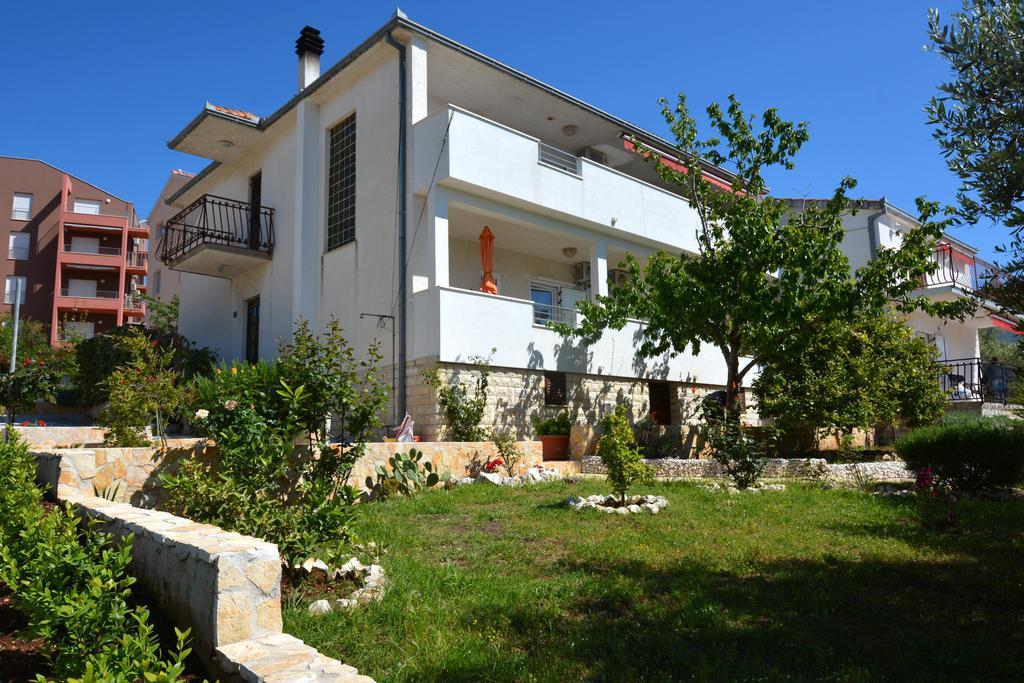Apartments Maslina Трогир Экстерьер фото